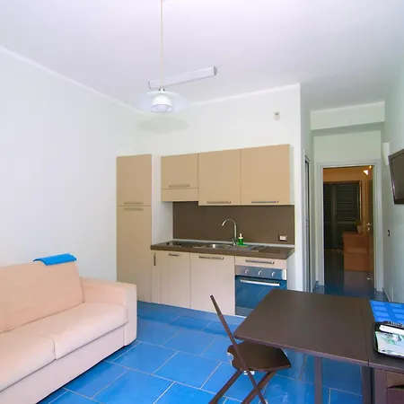 Laura Pioppi Aparthotel Pollica